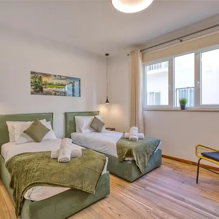 Apartament Xemxija Seaview 2br Opposite The Promenade With Wifi By 360 Estates *