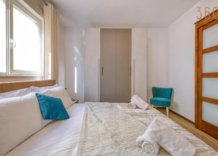 Xemxija Seaview 2br Opposite The Promenade With Wifi By 360 Estates St. Paul's Bay